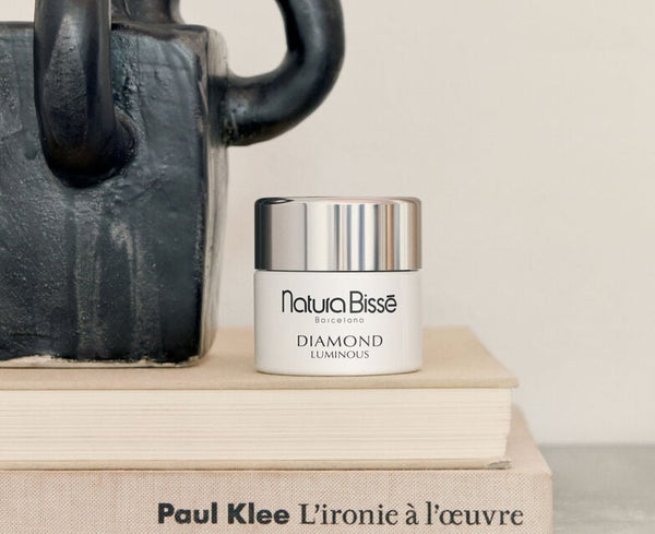 Diamond luminous perfecting cream - aplicación y estilo de vida Natura Bisse