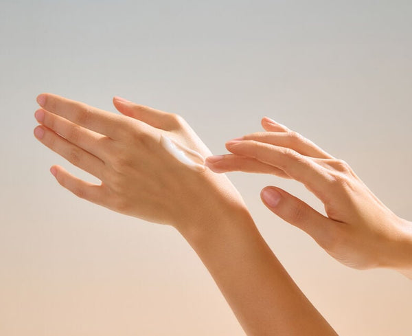 Stabilizing oil-free gel cream - aplicación y estilo de vida Natura Bisse