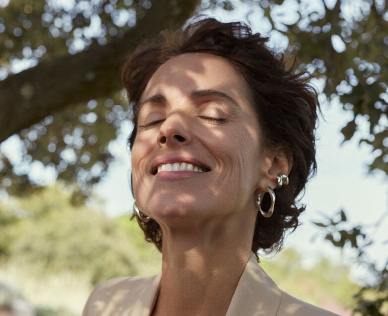 Inhibit tensolift neck cream - aplicación y estilo de vida Natura Bisse