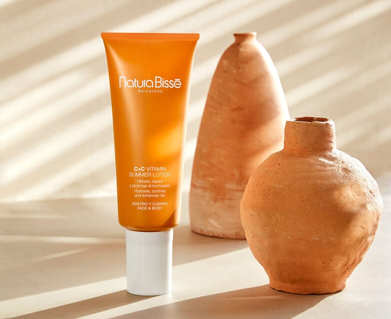 C+c vitamin summer lotion - aplicación y estilo de vida Natura Bisse