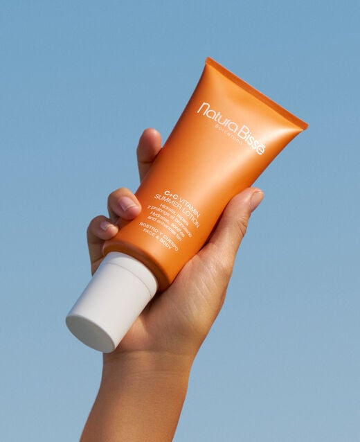 C+c vitamin summer lotion de Natura Bisse - tratamiento cosmético profesional