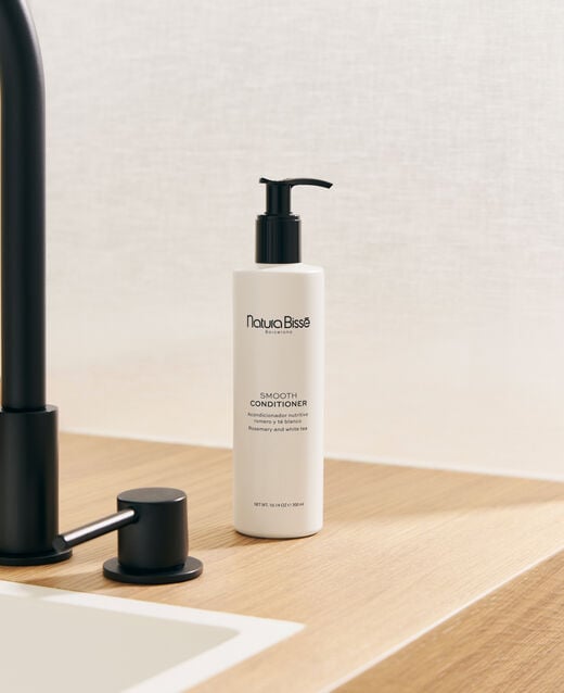 Smooth conditioner de Natura Bisse - tratamiento cosmético profesional