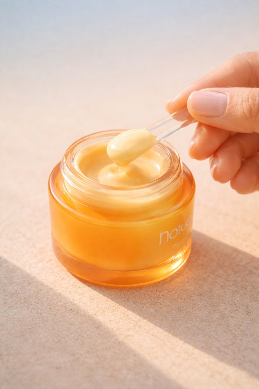 Aplicación de C+C Vitamin Oil-free Gel - Natura Bissé - Natura Bisse cosmética profesional