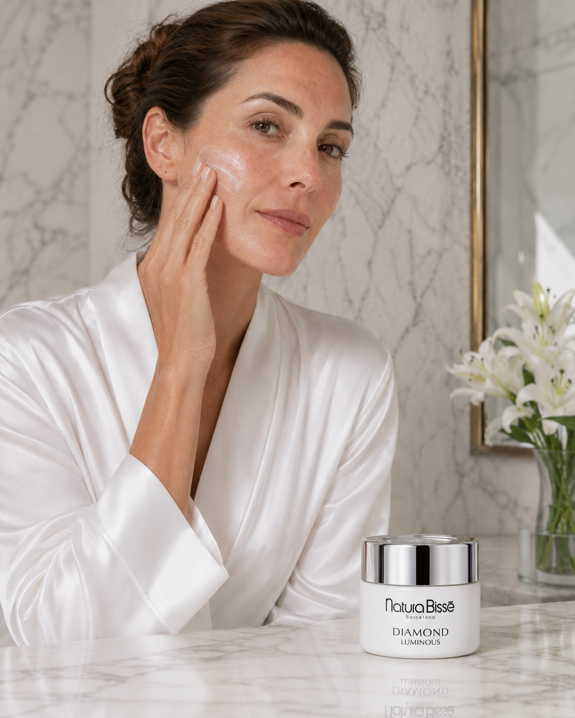 Paso 04 — Diamond Luminous Perfecting Cream